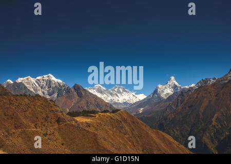 Malerische Berge in der Nähe von Namche Bazar auf dem Weg zum Everest base camp Stockfoto