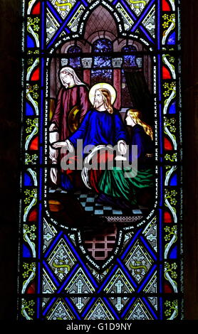 Alle Heiligen der Kirche von England, Pfarrkirche, Wroxton Oxfordshire, England. Die Kirche wurde im 14. Jahrhundert mit Ergänzungen und Renovierungen inklusive färben Glas Windows 18. und 19. Jahrhundert. Stockfoto