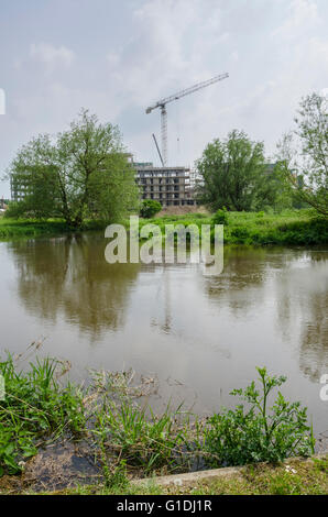 Bau von neuen Wohnungen am Kennet Insel, Reading, Berkshire. Stockfoto