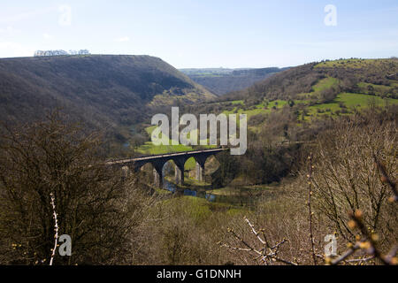 Blick auf das Viadukt Monsal Kopf, wenig Longstone, UK Stockfoto