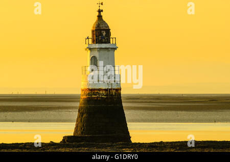 Regenpfeifer Narbe Leuchtturm in die Lune Mündung Lancashire England nahe dem Aufstellungsort der Cockersand Abbey. Stockfoto