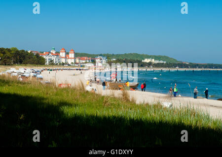 Binz, Insel Rügen, Deutschland - 15. Mai 2013: Ostseebad Binz, Ansicht von Pebble beach Stockfoto