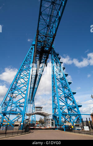 Die Schwebefähre über dem River Tees in Middlesbrough. Stockfoto