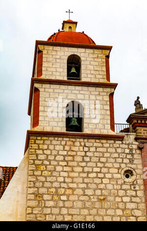 Szenen aus der Mission Santa Barbara in Santa Barbara in Kalifornien Stockfoto