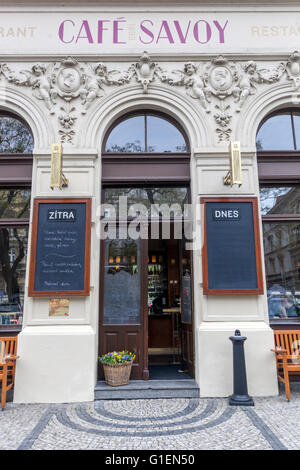 Restaurant Prag Café Savoy, Außen, Mala Strana Prag, Tschechische Republik Stockfoto