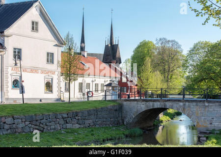 Idyllische Städtchen Söderköping im Frühjahr in Schweden Stockfoto