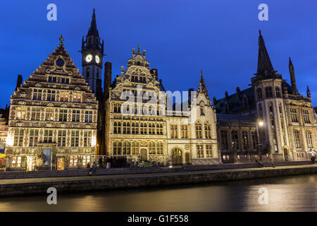 Gebäude entlang des Flusses Leie in der Stadt Gent in Belgien Stockfoto