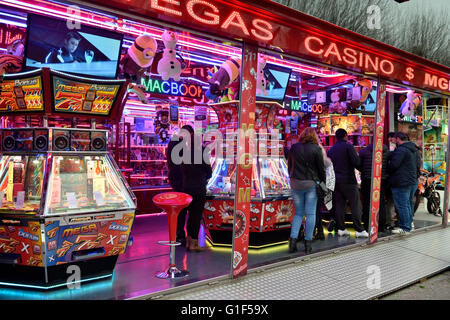 Kirmes in Aix-Les-Bains Frankreich Südost Reisen Stockfoto