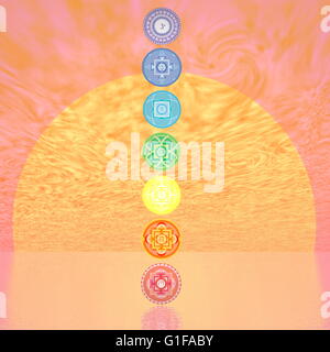 Sieben Chakra-Symbole-Spalte in orange Sonnenuntergang Hintergrund mit großer Sonnenterrasse - 3D render Stockfoto