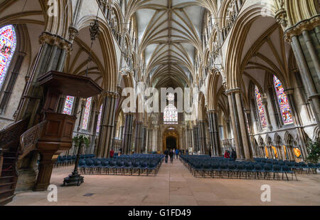 Kathedrale von Lincoln Kirchenschiff und Kanzel, Lincoln, Lincolnshire, England, UK Stockfoto