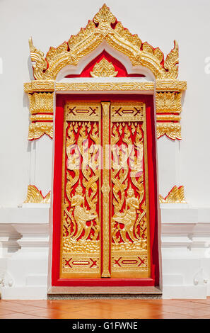 schöne Tempeltür, Sakonnakhon, thailand Stockfoto