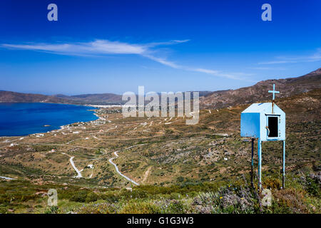 Karystos Stadtlandschaft gegen blauen Himmel und Meer, Euböa, Griechenland Stockfoto