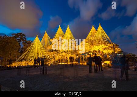 Abend im Kenroku-En Garden in Kanazawa, Japan. Stockfoto