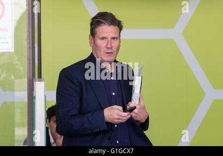 Keir Starmer MP QC verlässt das TUC Gebäude nach einer Konferenz durch Fortschritt Stockfoto