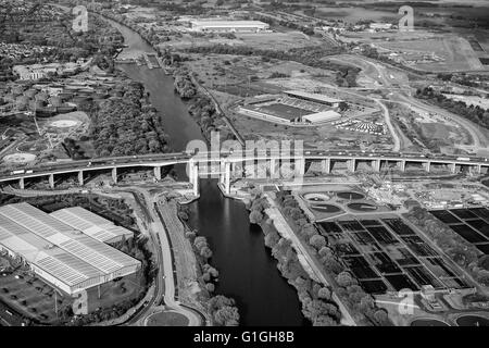 Foto von Barton Hubbrücke vor den schwerwiegenden strukturellen Fehler Stockfoto