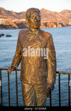 König Alfonso Septime (reg. 1874 bis 1885) Statue von F. Martin 2003, Nerja, Provinz Malaga, Spanien zum Gedenken an seinen Besuch Stockfoto