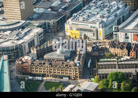 Luftbild von Manchester Corn Exchange, arndale Centre, exchange Square, der Kathedrale von Manchester Stockfoto