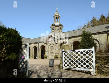 Arlington Court North Devon Chichester Familie Home National Trust House und Gärten der alten Scheune Stockfoto