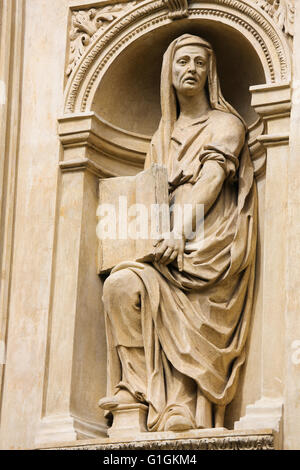 Statue in der Santa Casa von Loreta, eine große Wallfahrt site in Hradcany, Prag, der eine Sybil eine orakelhafte Frauen vermutlich posse Stockfoto