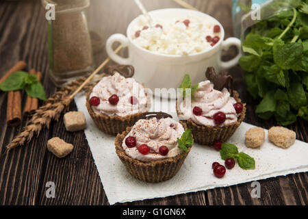 Hausgemachtes Dessert aus Quark Stockfoto