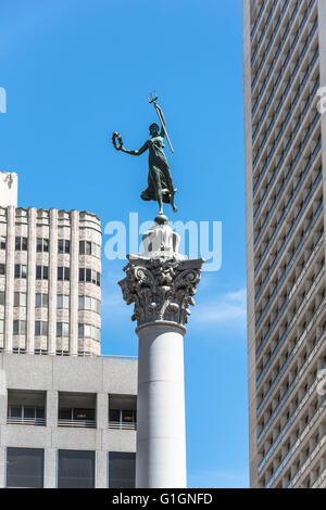 San Francisco, Kalifornien, USA - 30. Juni 2015: Der Sieg Statue in Union Square, San Francisco Stockfoto