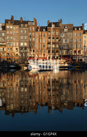 Saint Catherine Quay in Vieux Bassin, Honfleur, Normandie, Frankreich, Europa Stockfoto