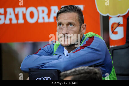 Mailand, Italien, 14. Mai, 2016: Francesco Totti vor der Serie A Fußballspiel zwischen AC Milan und AS Roma. Bildnachweis: Nicolò Campo/Alamy Live-Nachrichten Stockfoto