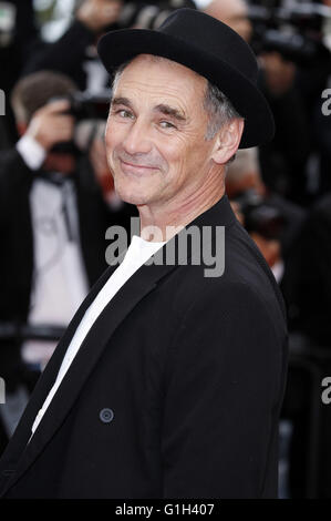 Mark Rylance Teilnahme an "The BFG" premiere während der 69. Cannes Film-Festival am Palais des Festivals in Cannes am 14. Mai 2016 | weltweite Nutzung Stockfoto