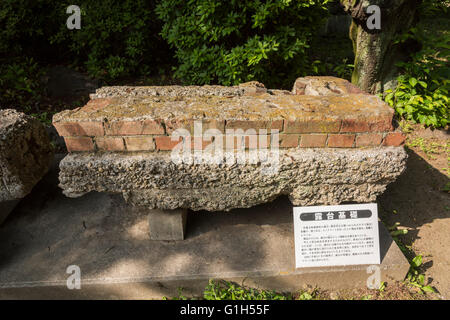 Tokio, Japan. 15. Mai 2016. Shibusawa Memorial Museum Sonderausstellung "Eiichi Shibusawa und Shimizu Corporation" beendet. Eiichi Shibusawa (1840-1931) ist ein japanischer Unternehmer. Er hat die Entwicklung der japanischen Wirtschaft beigetragen. Er war Berater von Shimizu Corporation etwa 30 Jahre. Diese Ausstellung stellt ihre Beziehung. Hauptgebäude des Shibusawa Memorial Museum (Baujahr 1997), Bankouro (erbaut 1917), Seienbunko (Baujahr 1925) werden von Shimizu Corporation gebaut und jetzt sind sie für die Öffentlichkeit zugänglich. Bildnachweis: EDU Vision/Alamy Live-Nachrichten Stockfoto