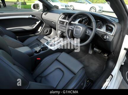 2009 Audi A5 Cabrio V6 TDi-Diesel-Interieur Stockfoto