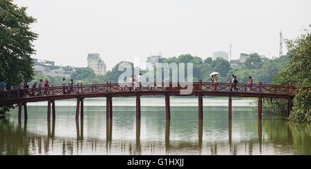 Die Huc Brücke, Hanoi Stockfoto