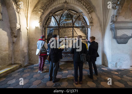 Innen Ansicht der Friedhof Kirche, Kutna Hora, Tschechien, EU, Europa Stockfoto