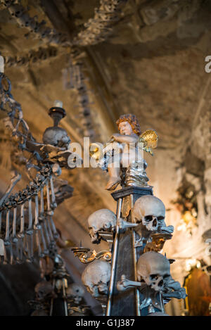 Innen Ansicht der Friedhof Kirche, Kutna Hora, Tschechien, EU, Europa Stockfoto