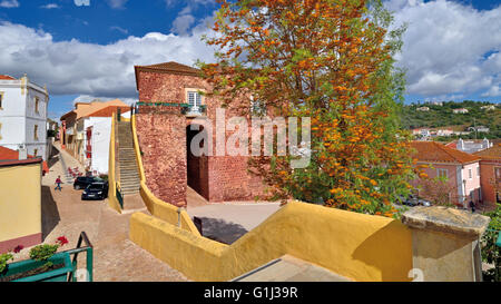 Portugal, Algarve: Altstadt Eingang Porta da Vila in Silves Stockfoto