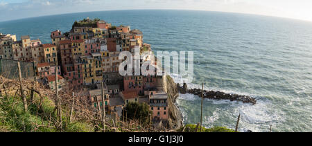 Panorama des Dorfes Manarola, nordwestliche Provinz La Spezia, Ligurien, Italien Stockfoto