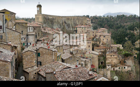 Blick auf die Altstadt Stadt Sorano, Toskana, Italien Stockfoto