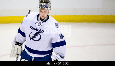 Pittsburgh, Florida, USA. 16. Mai 2016. DIRK SHADD | Zeiten. Tampa Bay Lightning Goalie Andrei Vasilevskiy (88) auf dem Eis während der Lagerung im Spiel während der zweiten Periode Tätigkeitsbereiche in Spiel zwei der Eastern Conference Finals auf der Konsole Energy Center in Pittsburgh Montag Abend (16.05.16) © Dirk Shadd/Tampa Bay Times / ZUMA Draht/Alamy Live News Stockfoto