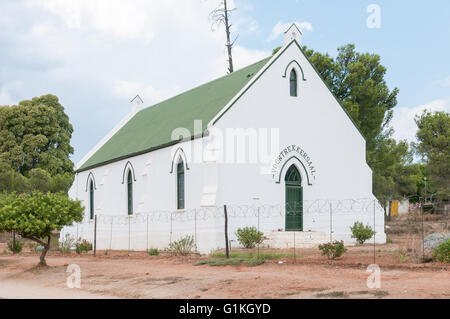 UNIONDALE, Südafrika - 5. März 2016: die Voortrekker Hall, zuvor das erste Gebäude der niederländischen reformierten Kirche Stockfoto