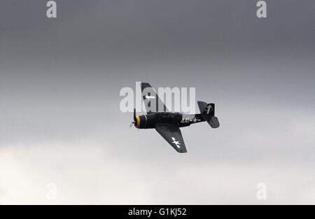 Grumman TBM Avenger Torpedobomber der US Navy, historische Flugzeug in der Luft am Tyabb Airshow, Australien. Stockfoto