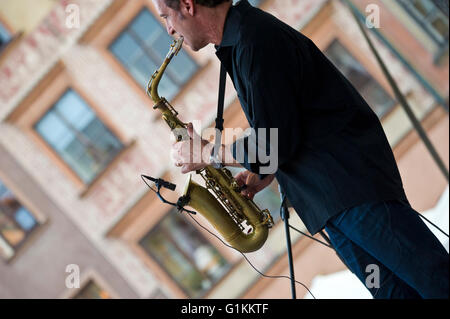 Jeff Lorber Fusion Gruppe auf dem Altstädter Ring in Warschau, Polen, Warschau, Jazz Na Starowce Serie. Stockfoto