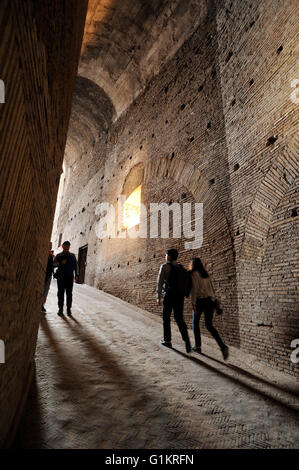 Die kaiserlichen Rampe des Domitian war der Eingang zu den Kaiserpalast auf dem Palatin vom Forum Romanum, Rom, Italien Stockfoto