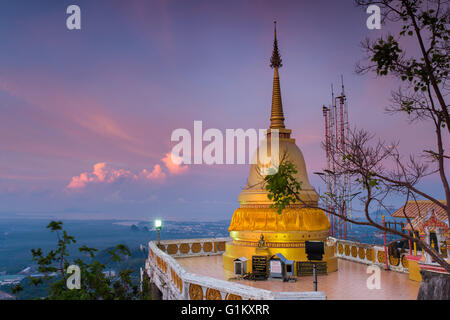 Buddha im Wat Tham Seua (Tiger Cave), Krabi, Thailand Stockfoto