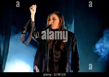BARCELONA - 14 JUN: Lykke Li (Sängerin und Songwriterin aus Schweden) führt beim Sonar Festival. Stockfoto