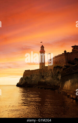 Sonnenuntergang über El Morro Festung, Havanna, Kuba Stockfoto