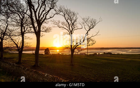 Sonnenuntergang über der Bucht Stockfoto