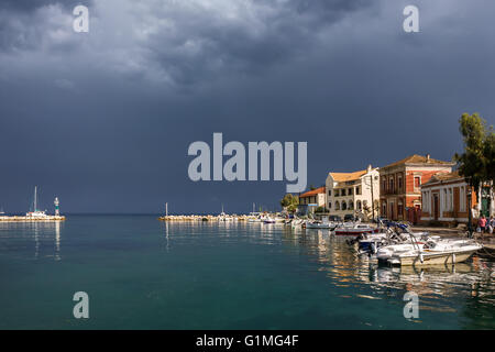 Sturm vorbei, Hafen von Gaios, Paxos, Ionische Inseln, Griechenland Stockfoto