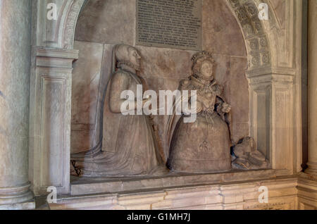 Blanche Parry Gedenkstätte im Inneren der Kirche St Faith, Bacton; Parry hatte Verbindungen zu Queen Elizabeth ich. Stockfoto