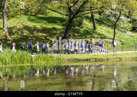 Das Harlem Meer ist ein kleines Gewässer am nördlichen Rand des Central Park in New York City, USA Stockfoto