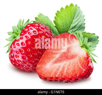 Erdbeeren auf weißem Hintergrund. Datei enthält Beschneidungspfade. Stockfoto