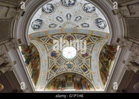 (160518)--NEW YORK, 18. Mai 2016 (Xinhua)--Foto am 17. Mai 2016 zeigt die Decke der Rotunde von der Morgan Library and Museum in New York, Vereinigte Staaten. Der Morgan Library & Museum, vormals die Pierpont Morgan Library, ist ein Museum und Forschung Bibliothek befindet sich auf 225 Madison Avenue, East 36th Street, im Stadtteil Midtown Manhattan, New York City. Es wurde gegründet, um Haus die Privatbibliothek des Morgan im Jahre 1906, Manuskripte und gedruckte Bücher, einige davon in seltenen Bindungen, sowie seine Sammlung von Drucken und Zeichnungen. Die Bibliothek wurde entwickelt Stockfoto